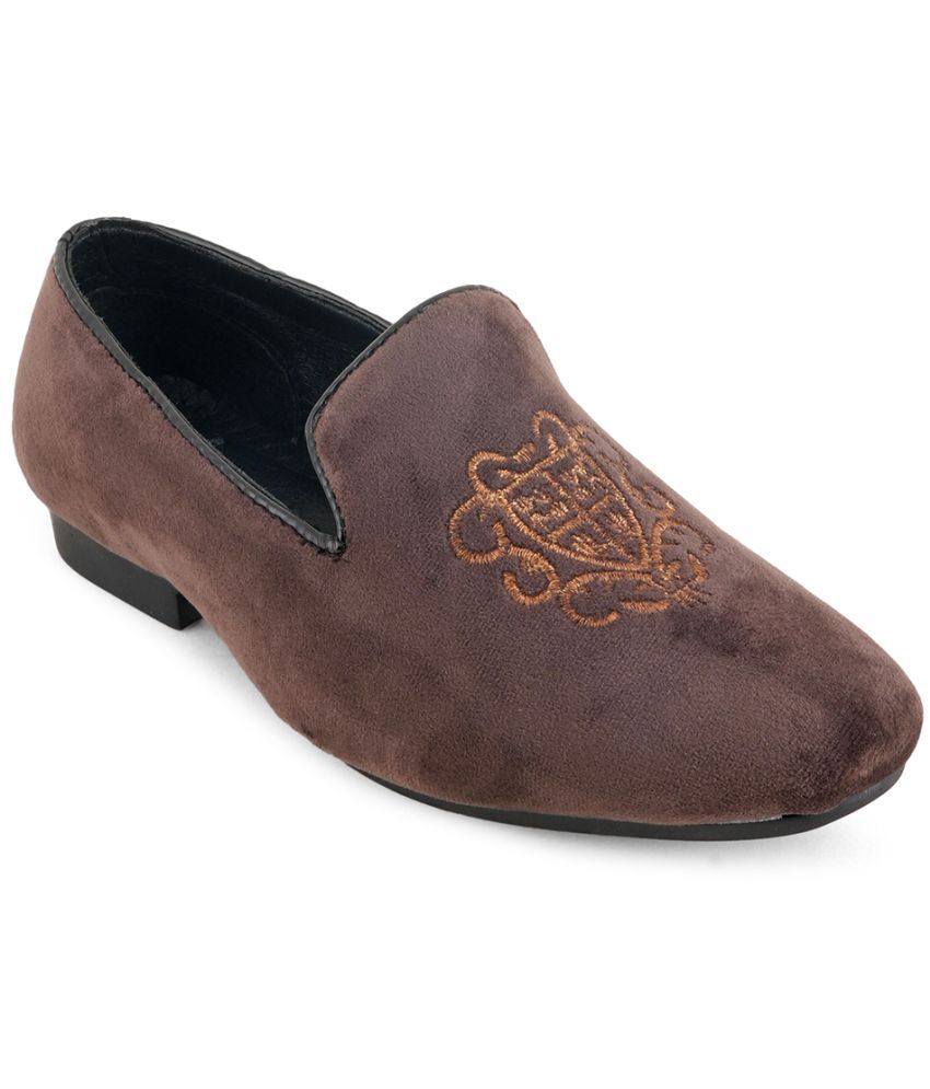     			STYLE SHOES - Brown Boy's Loafers ( 1 Pair )