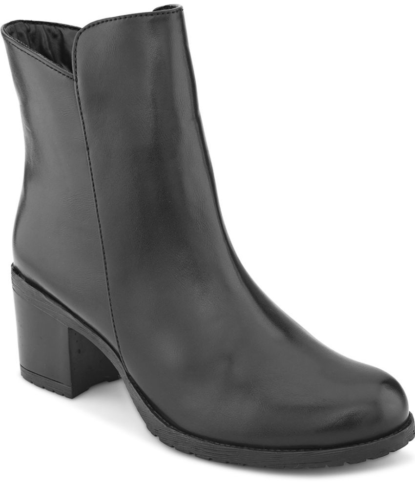     			Fentacia Black Women's Ankle Length Boots