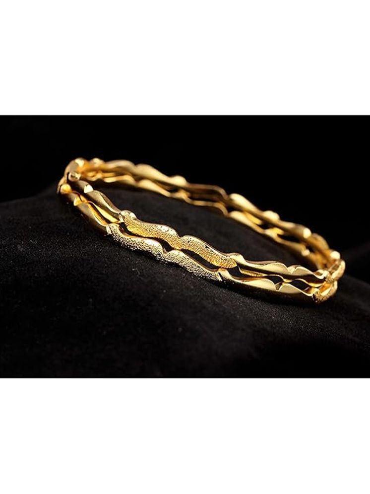     			JFL - Jewellery For Less Gold Bangle Set ( Pack of 1 )