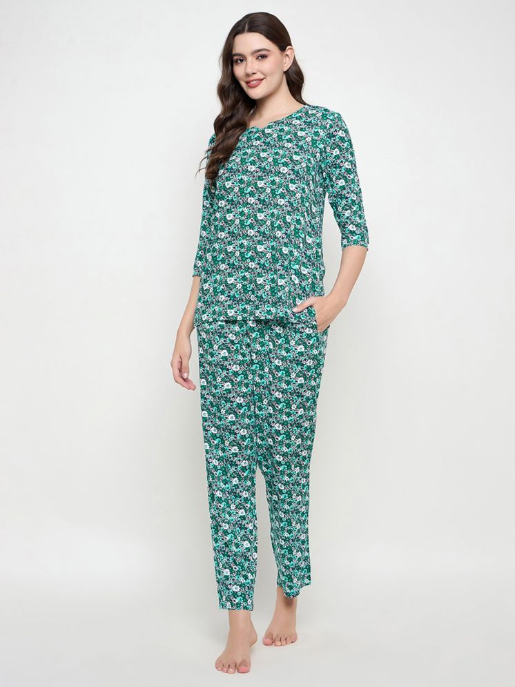     			Clovia Green Rayon Women's Nightwear Nightsuit Sets ( Pack of 1 )