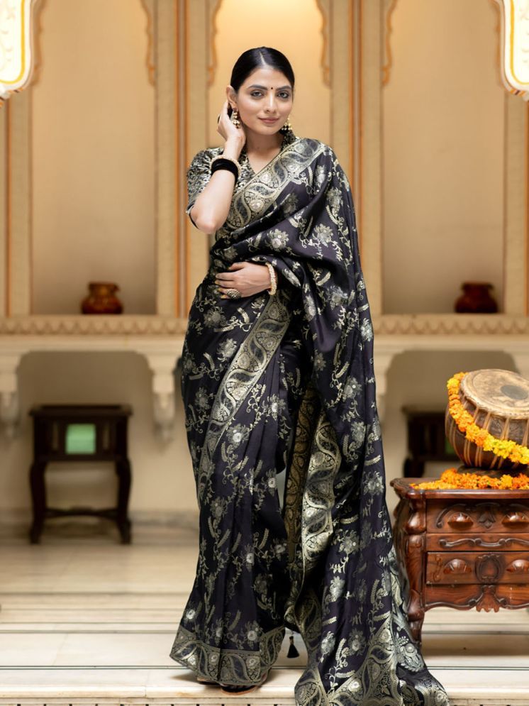     			Sindharat Fashion Pack of 1 Jacquard Woven Saree With Blouse Piece ( Black )