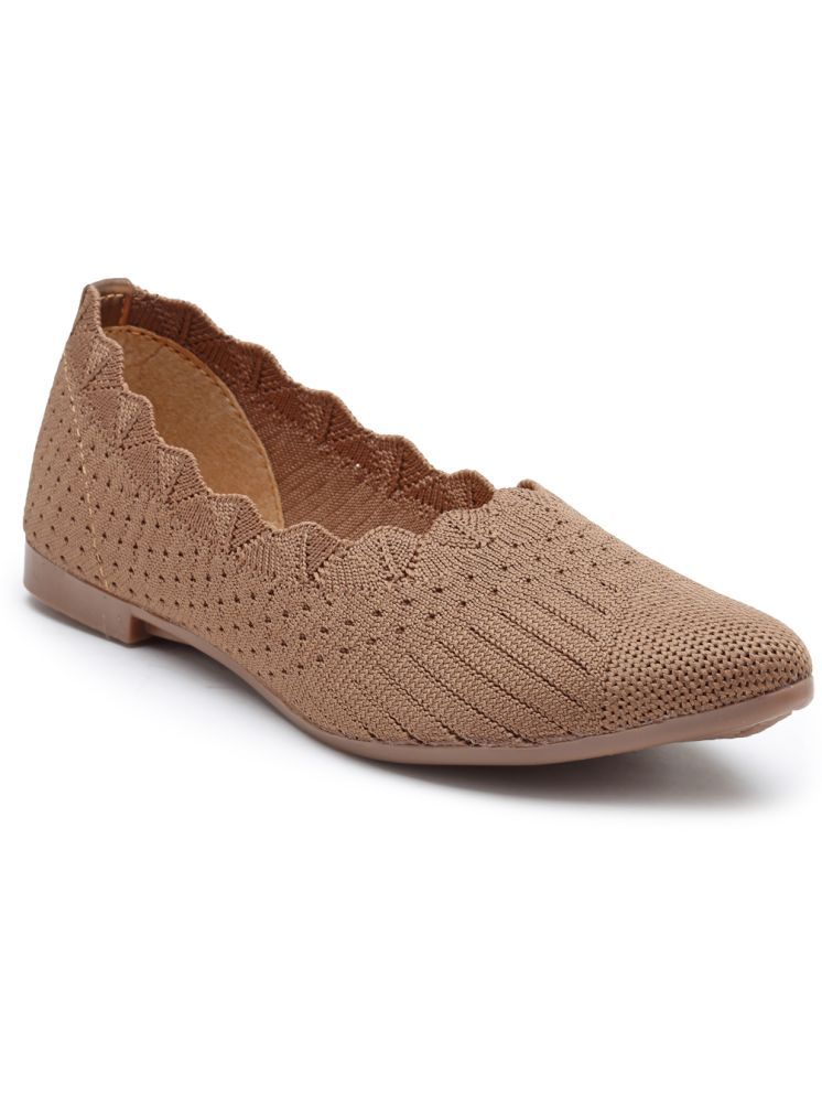     			Carrito Beige Women's Casual Ballerinas