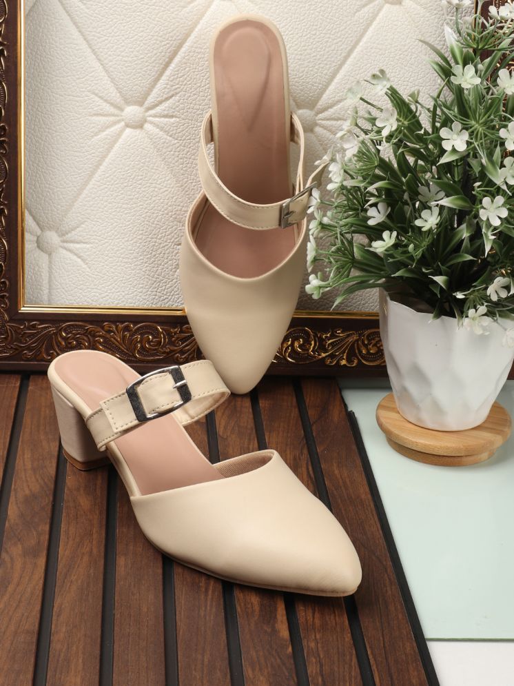     			Carrito Cream Women's Mules Heels