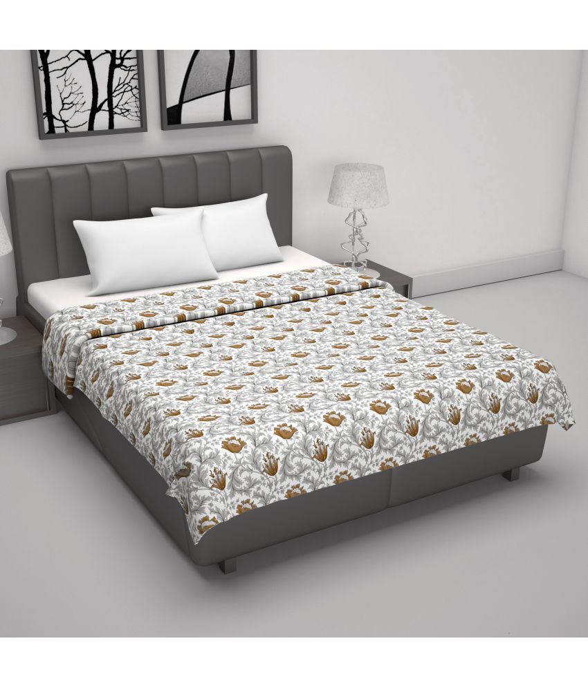     			DIVINE CASA Cotton Floral Printed Double Bed Blanket ( 220 cm x 205 cm ) - Grey ( Pack of 1 )