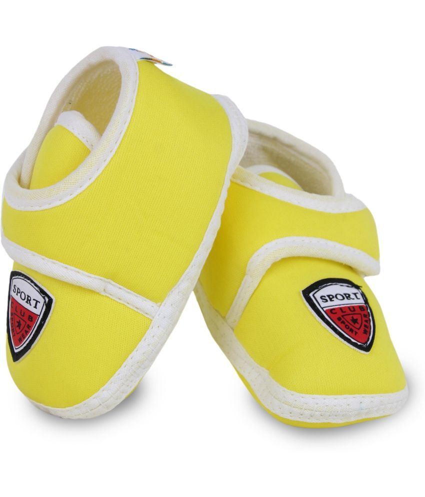     			Neska Moda - Yellow Booties For Baby Boy & Baby Girl 6-12 Months ( Pack of 1 )