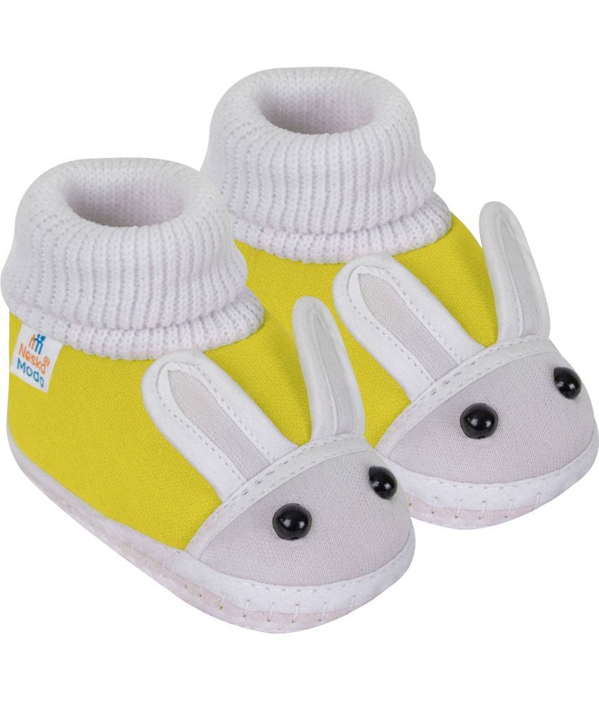     			Neska Moda - Yellow Booties For Baby Boy & Baby Girl 6-12 Months ( Pack of 1 )