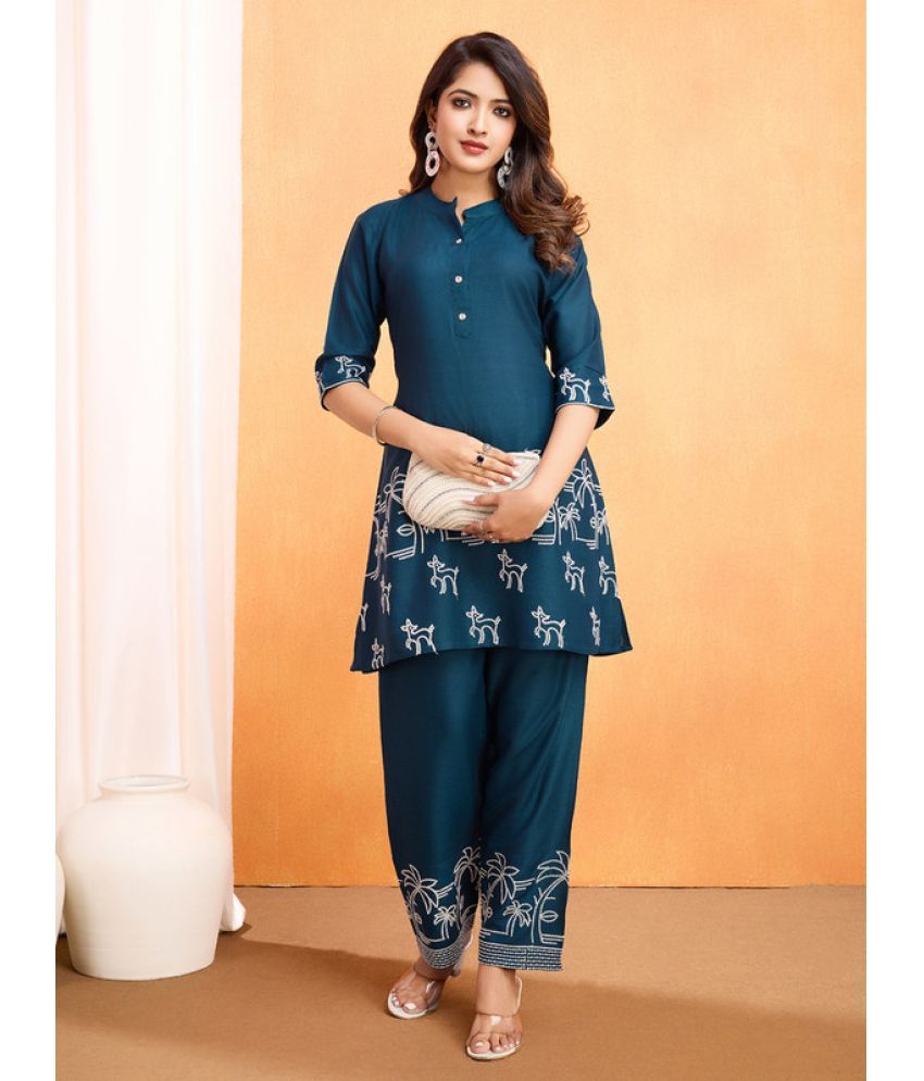     			Sitanjali Rayon Embroidered Kurti With Pants Women's Stitched Salwar Suit - Teal ( Pack of 1 )