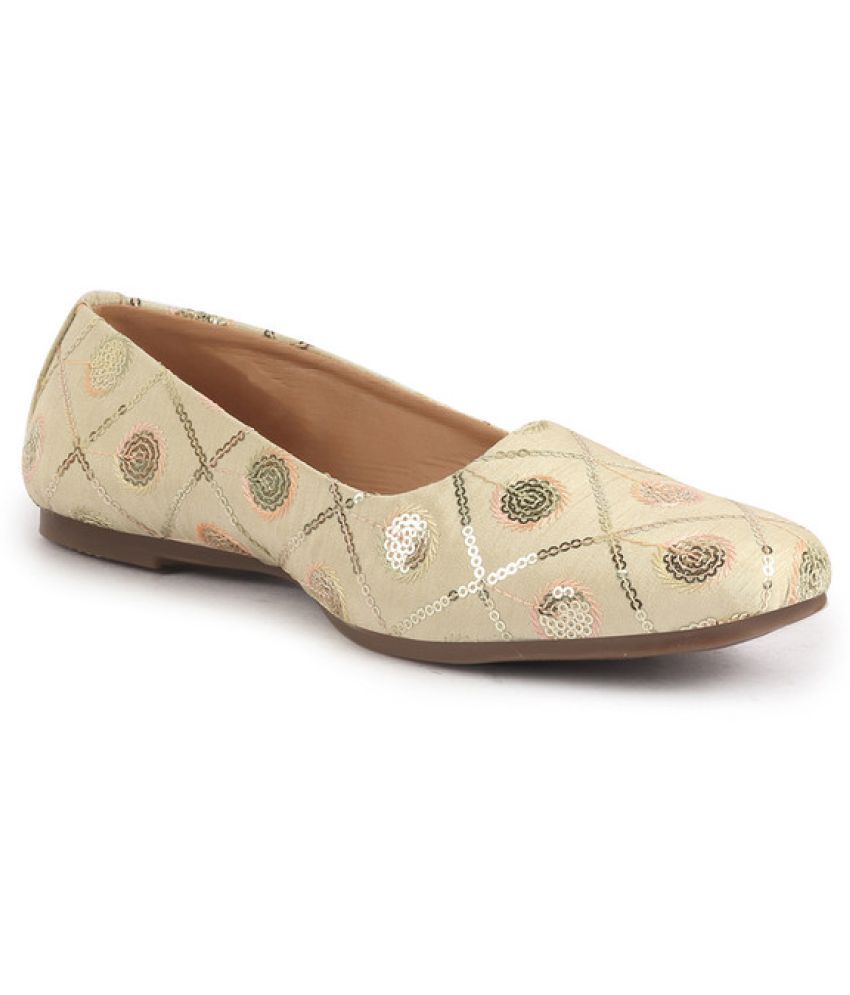     			Fausto Cream Women's Slip On