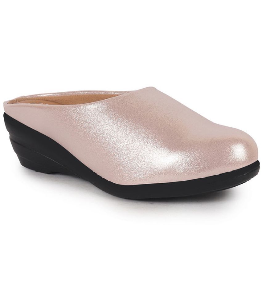     			Fausto Pink Women's Slip On