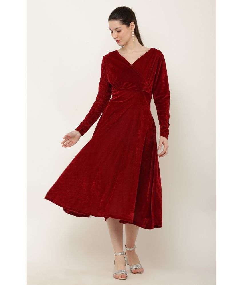     			angad tewatia Velvet Solid Midi Women's Fit & Flare Dress - Maroon ( Pack of 1 )