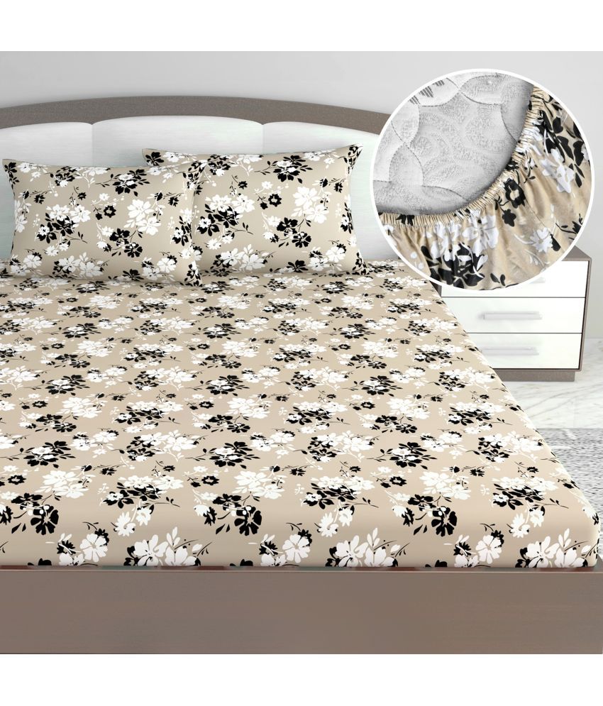     			DIVINE CASA Cotton Floral Fitted Fitted bedsheet with 2 Pillow Covers ( King Size ) - Beige