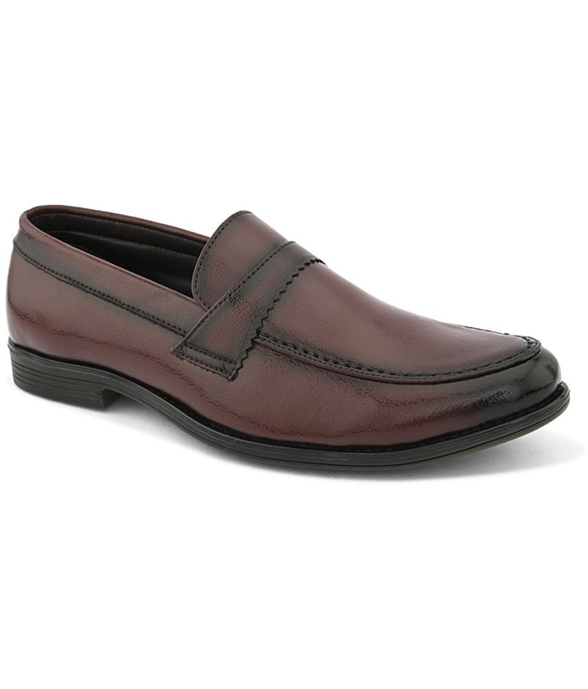     			Karsun Brown Men's Slip On Formal Shoes