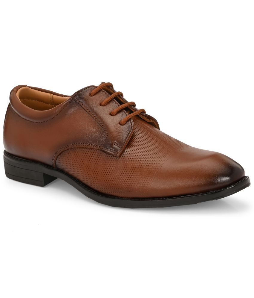     			Leeport Tan Men's Derby Formal Shoes