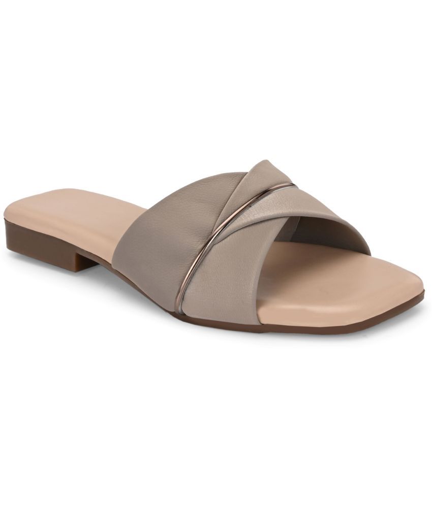     			Ravis Gray Women's Flats