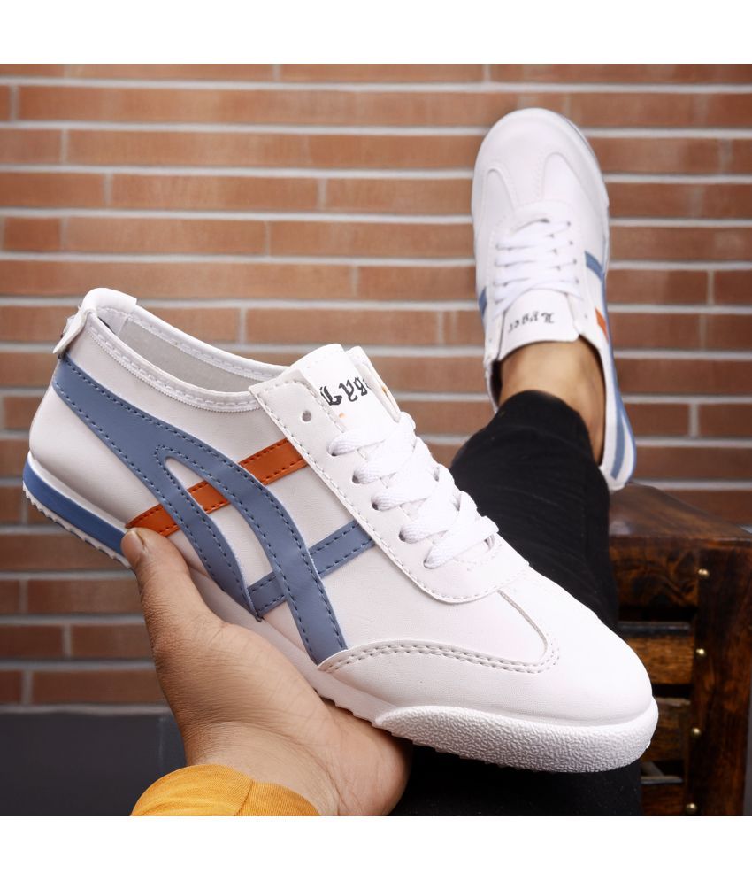     			HASTEN White Walking Casual Sneakers White Men's Lifestyle Shoes