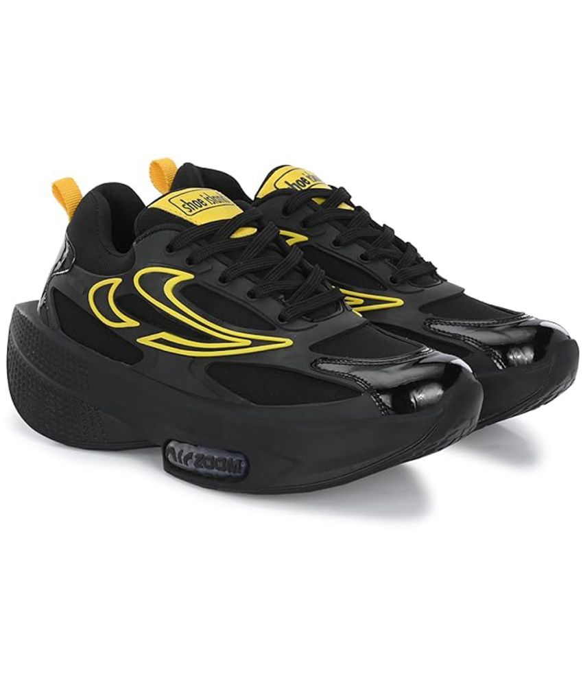     			PLAYTOES Yellow Men's Sports Running Shoes