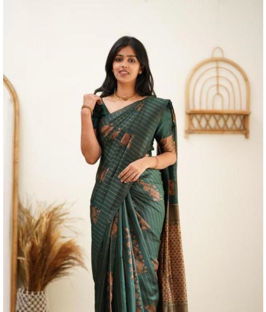     			KOMAL NX Pack of 1 Silk Blend Woven Saree With Blouse Piece ( Green )