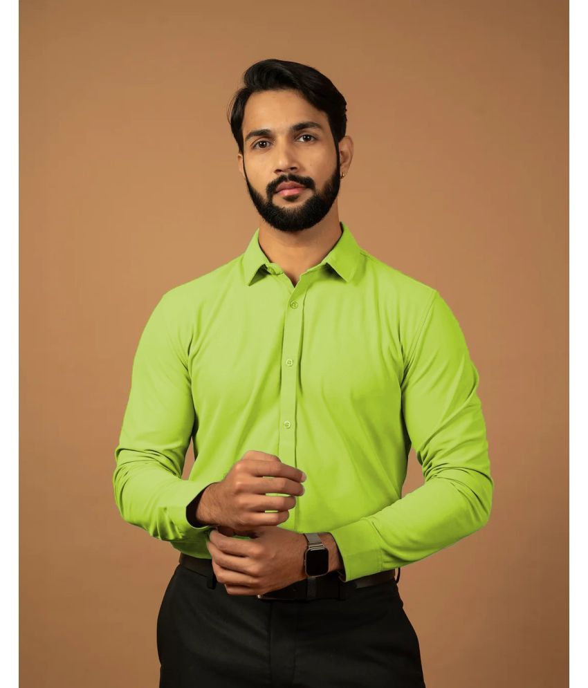     			Vyzer Cotton Blend Regular Fit Solids Full Sleeves Men's Casual Shirt - Lime Green ( Pack of 1 )