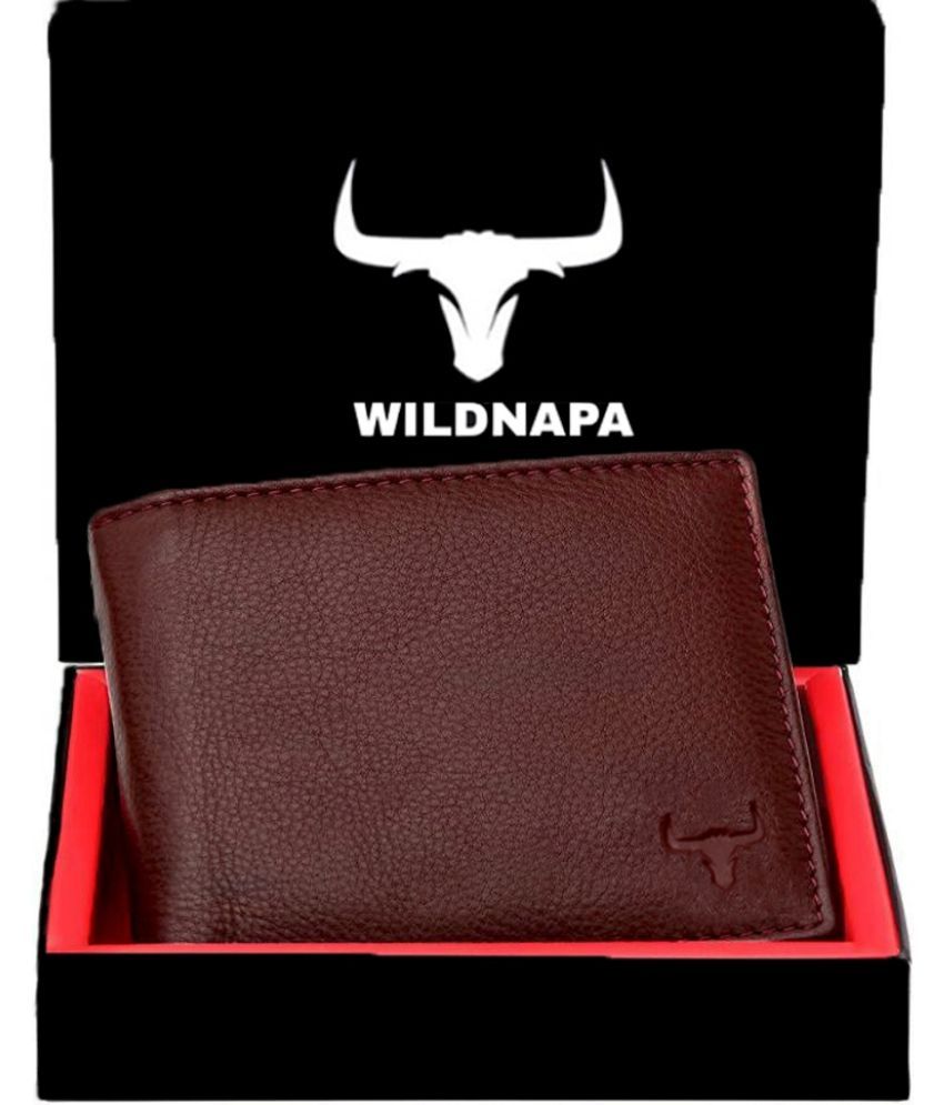     			WILDNAPA 100% Leather Engraved Men's Regular Wallet With 6 Slots For Card ( Maroon , Pack of 1 )