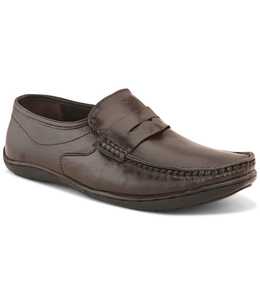     			Fashion Victim Brown Men's Slip on