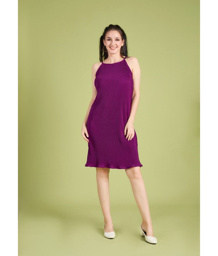     			Mantra Fashion Polyester Solid Knee Length Women's A-line Dress - Wine ( Pack of 1 )