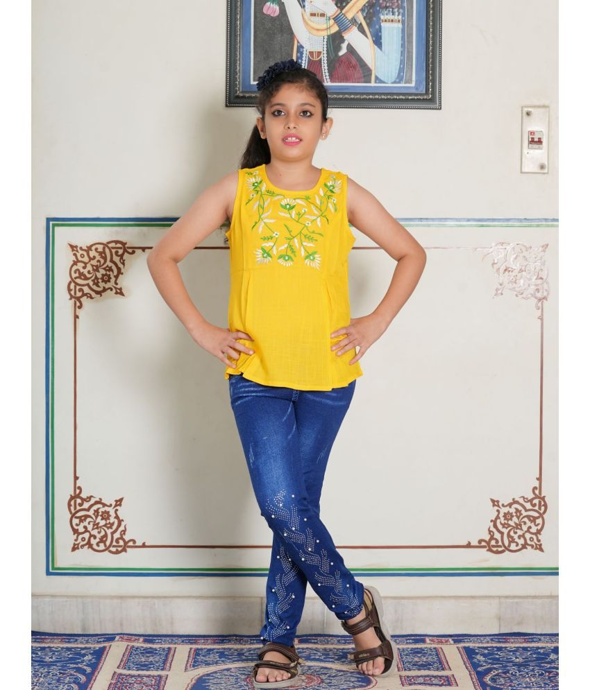     			Yash Gallery Pack of 1 Girls Rayon Top ( Yellow )