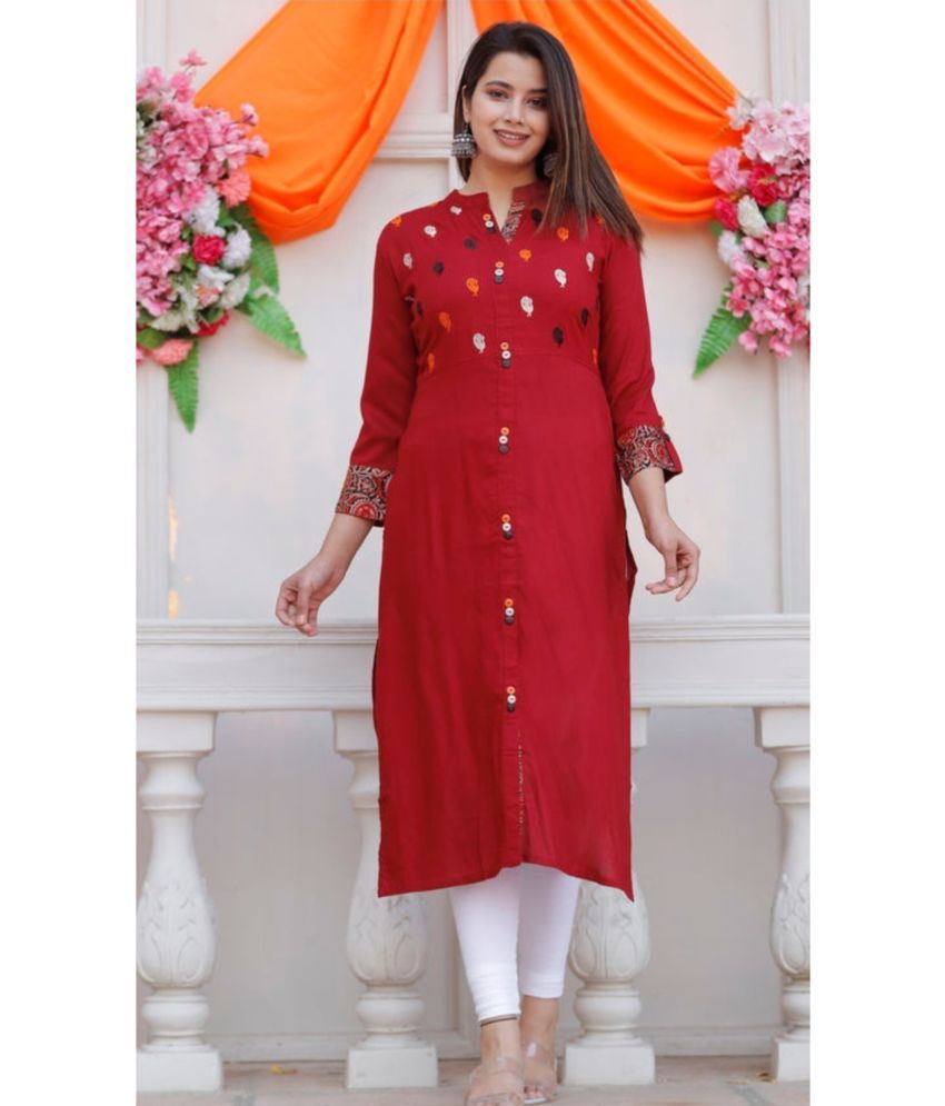     			VEERANSU Pack of 1 Viscose Rayon Embroidered Front Slit Women's Kurti - ( Maroon )