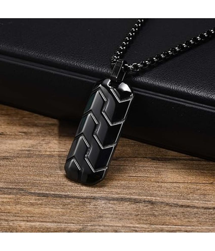     			Next Tech Step Black Metal Necklace ( Pack of 1 )