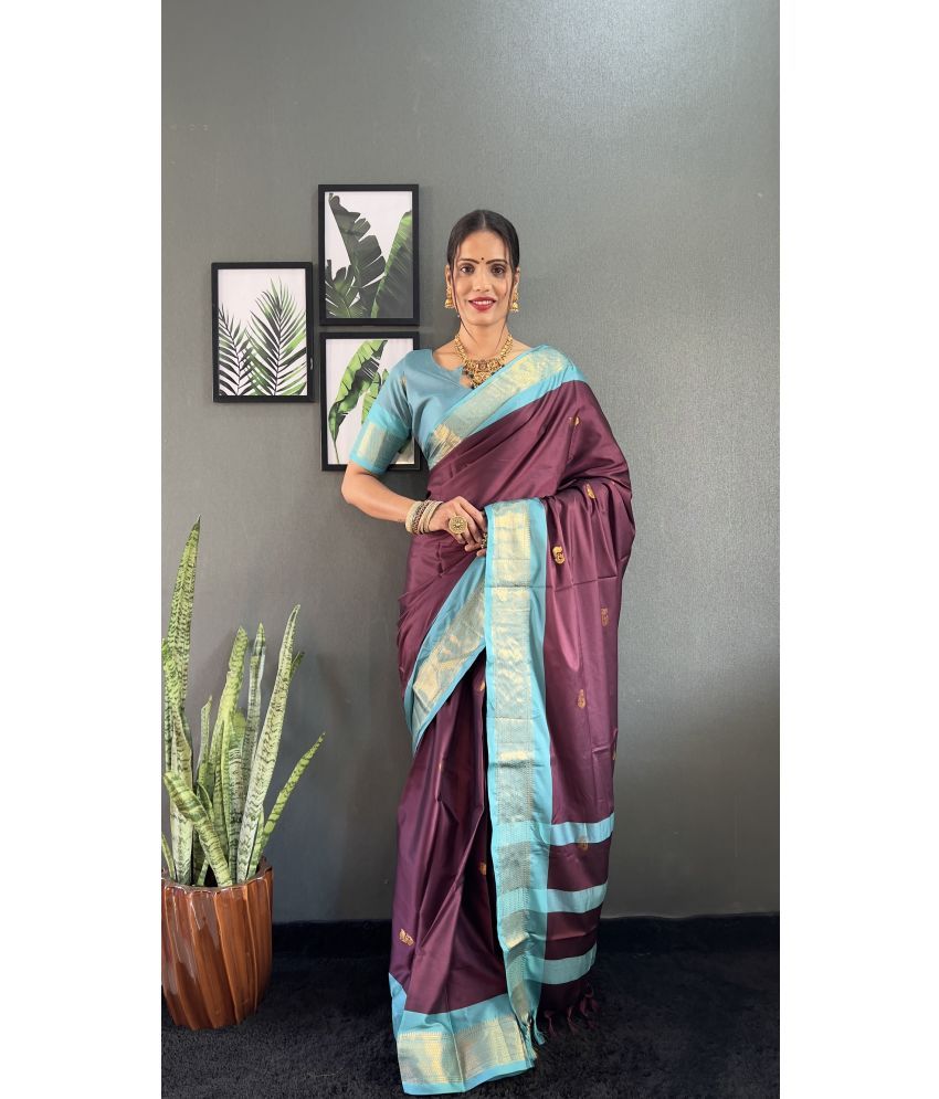     			KV Fashion Cotton Silk Woven Saree With Blouse Piece ( Purple , Pack of 1 )