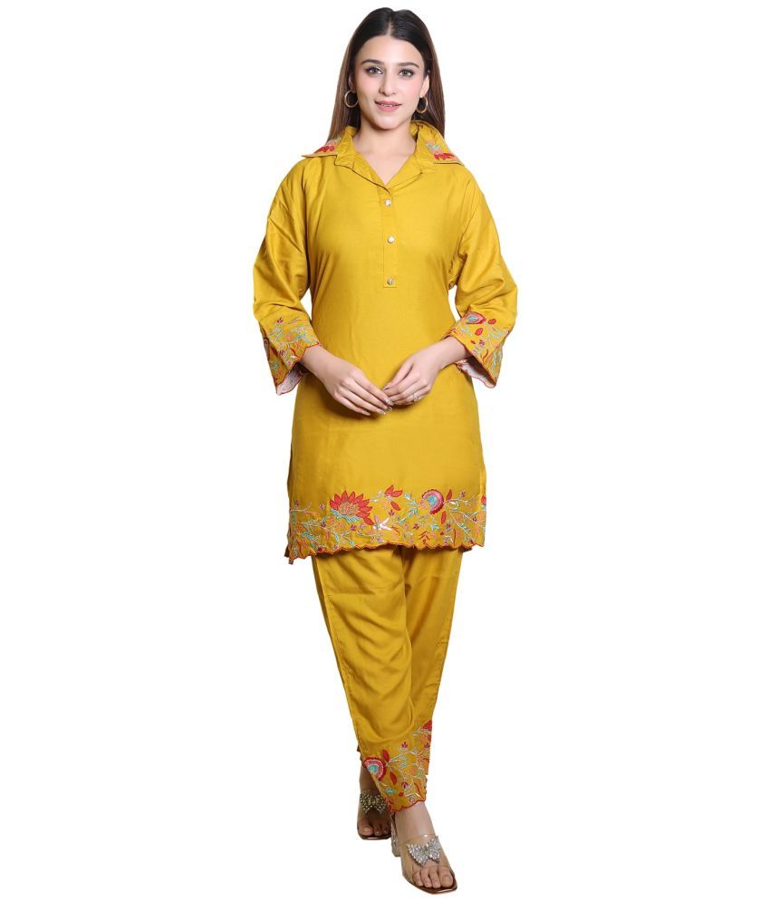     			HeteShe Cotton Embroidered Kurti With Pants Women's Stitched Salwar Suit - Yellow ( Pack of 1 )