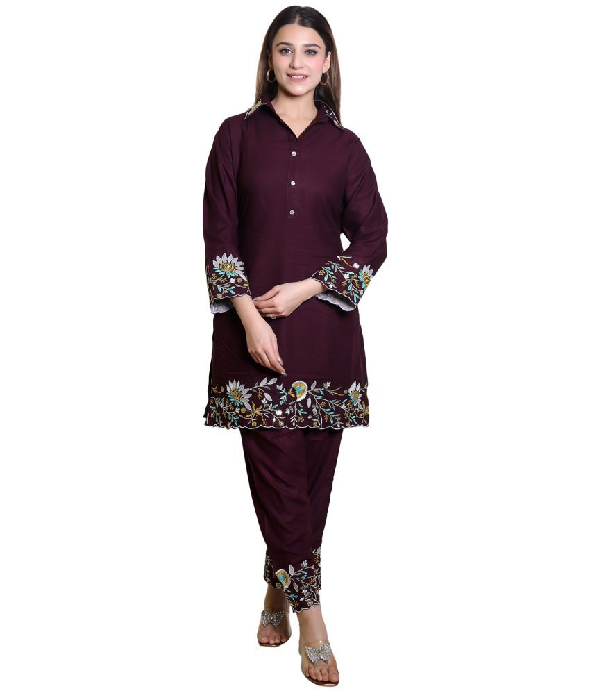     			HeteShe Cotton Embroidered Kurti With Pants Women's Stitched Salwar Suit - Burgundy ( Pack of 1 )