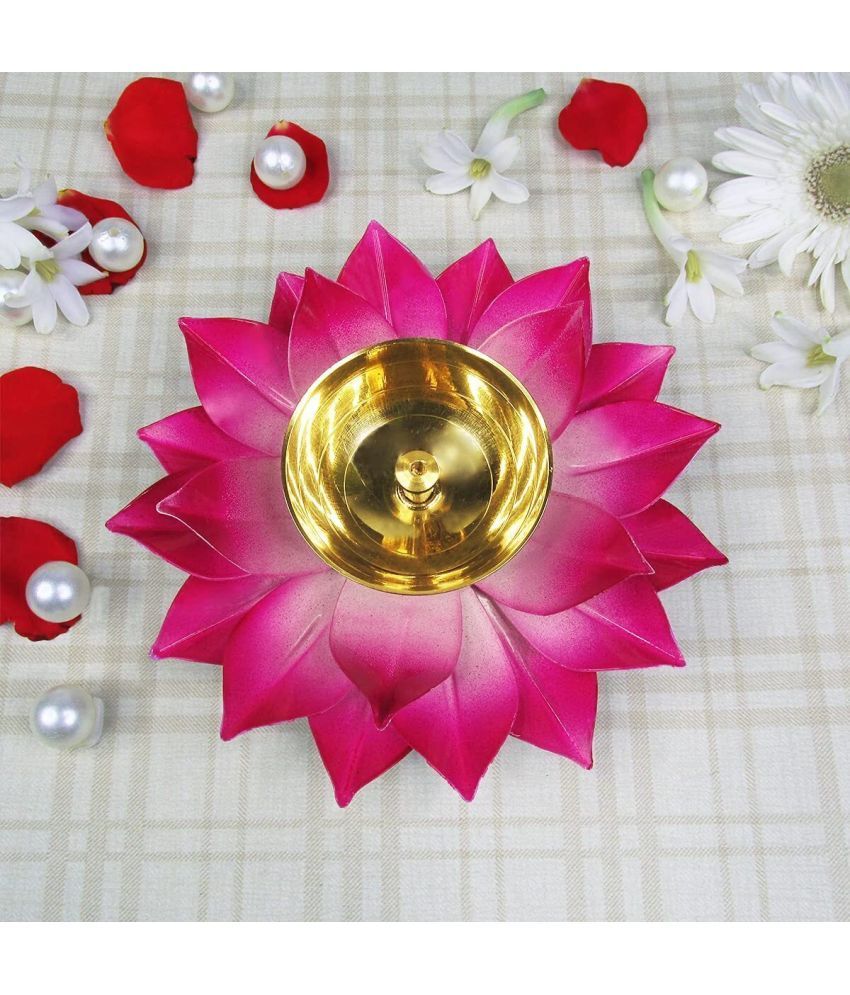     			T-KA108 Brass Lotus Flower Diyas for Home Decoration Puja Akhand Diya ( 2.5 inches )