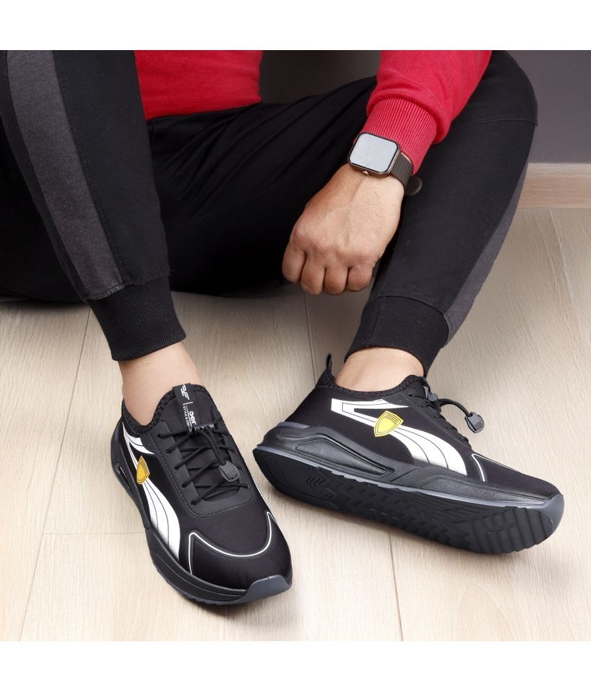     			Jynx Black Casual Running Shoes Black Men's Lifestyle Shoes