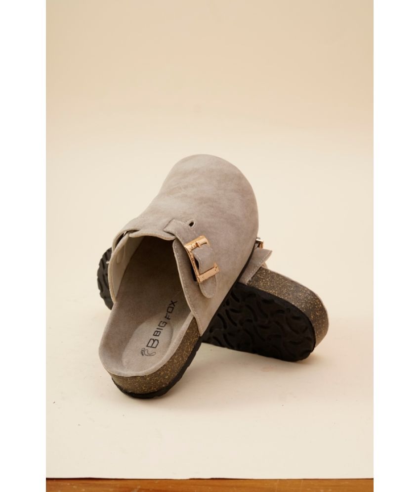     			Big Fox Gray Women's Flats