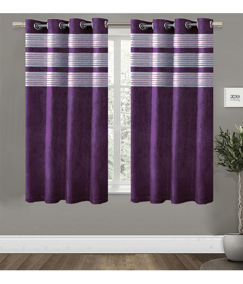     			Home Candy Set of 2 Window Blackout Room Darkening Eyelet Polyester Purple Curtains ( 152 x 120 cm )