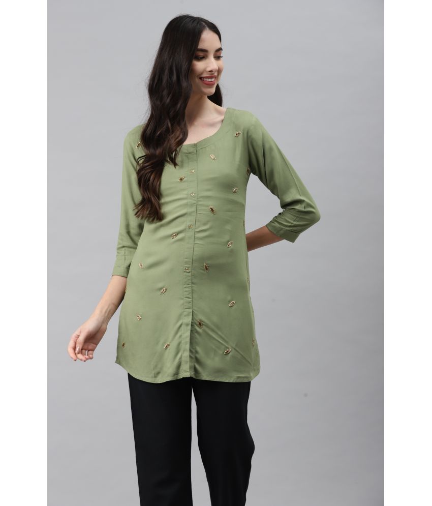     			JC4U - Green Rayon Women's Straight Kurti