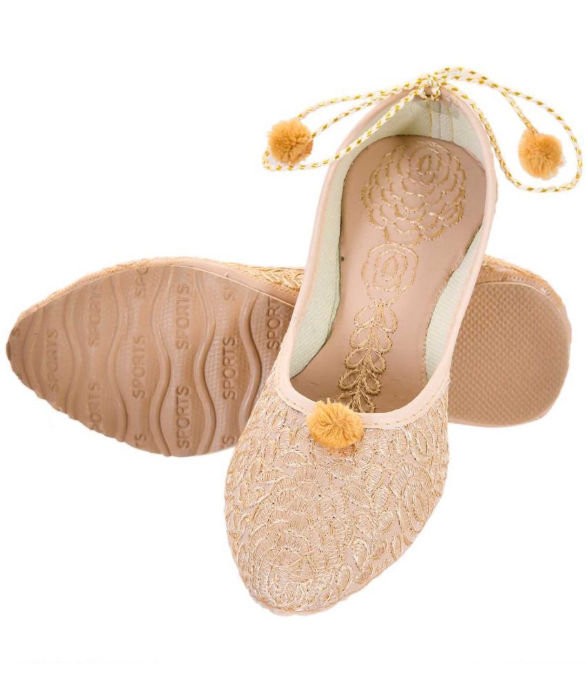     			Anjaneya Creations Beige Ethnic Footwear