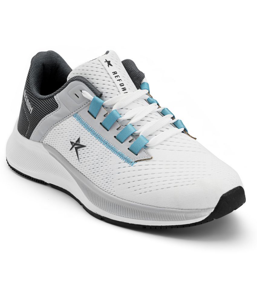 sports shoes snapdeal