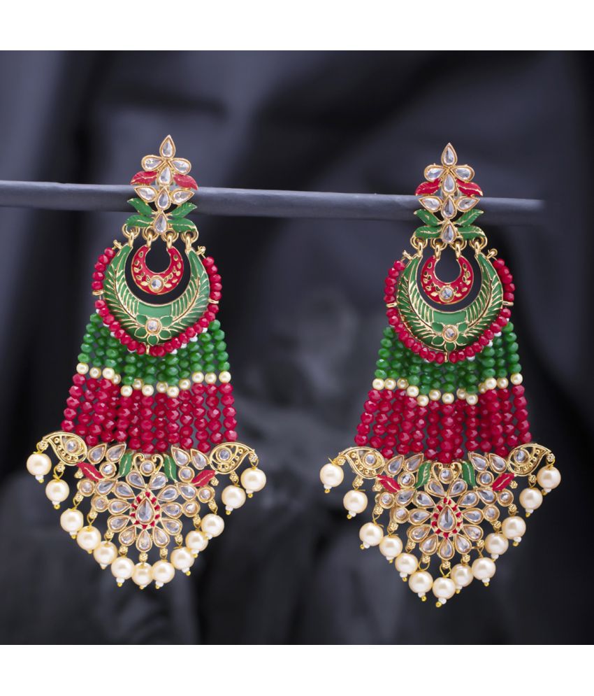     			Sukkhi Dazzling Pearl Gold Plated Kundan Meenakari Chandelier Earring for Women