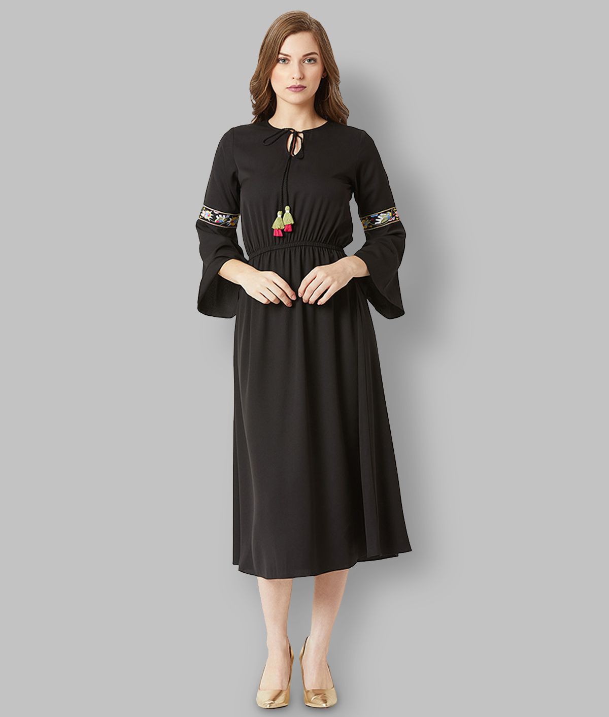     			Miss Chase Crepe Black Fit And Flare Dress