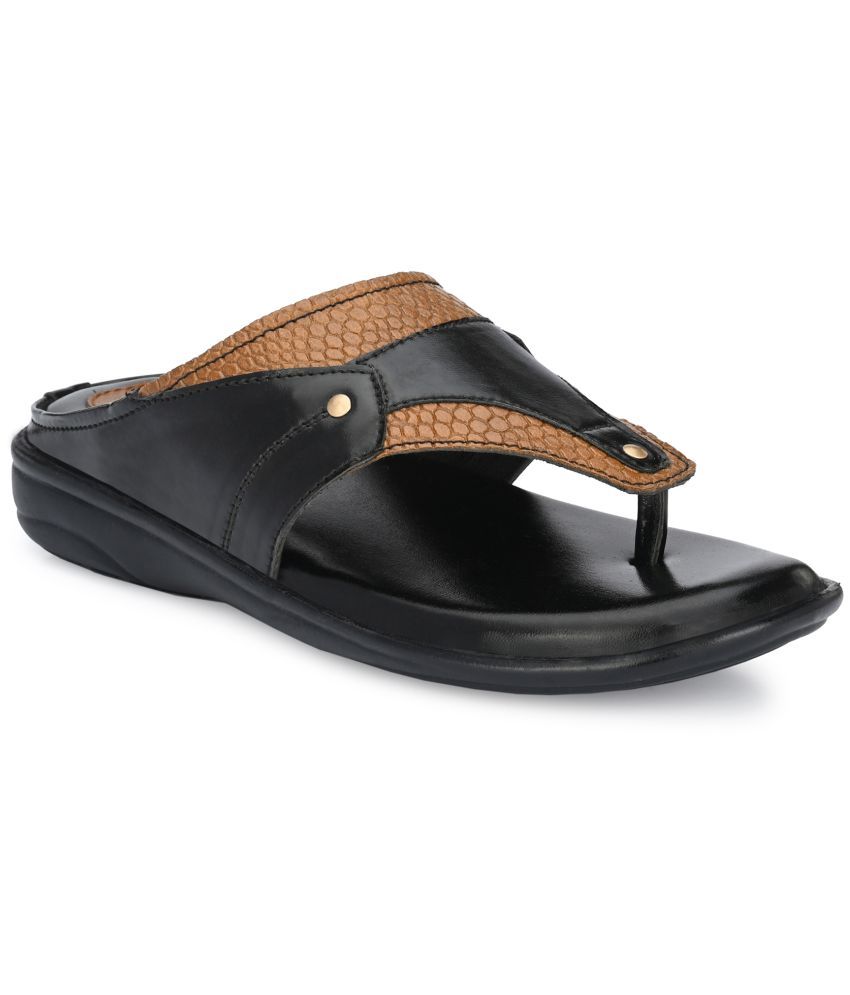 Buy BUCIK SHOES Black Flip Flops 