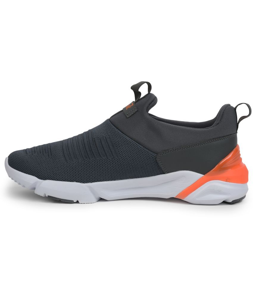     			Leap 7X Gray Running Shoes