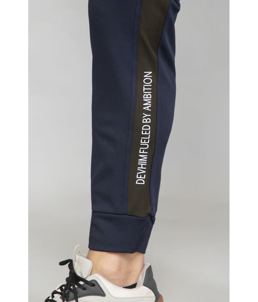 devhim track pants