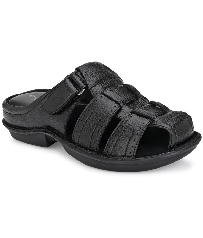     			softio - Black  Men's Sandals