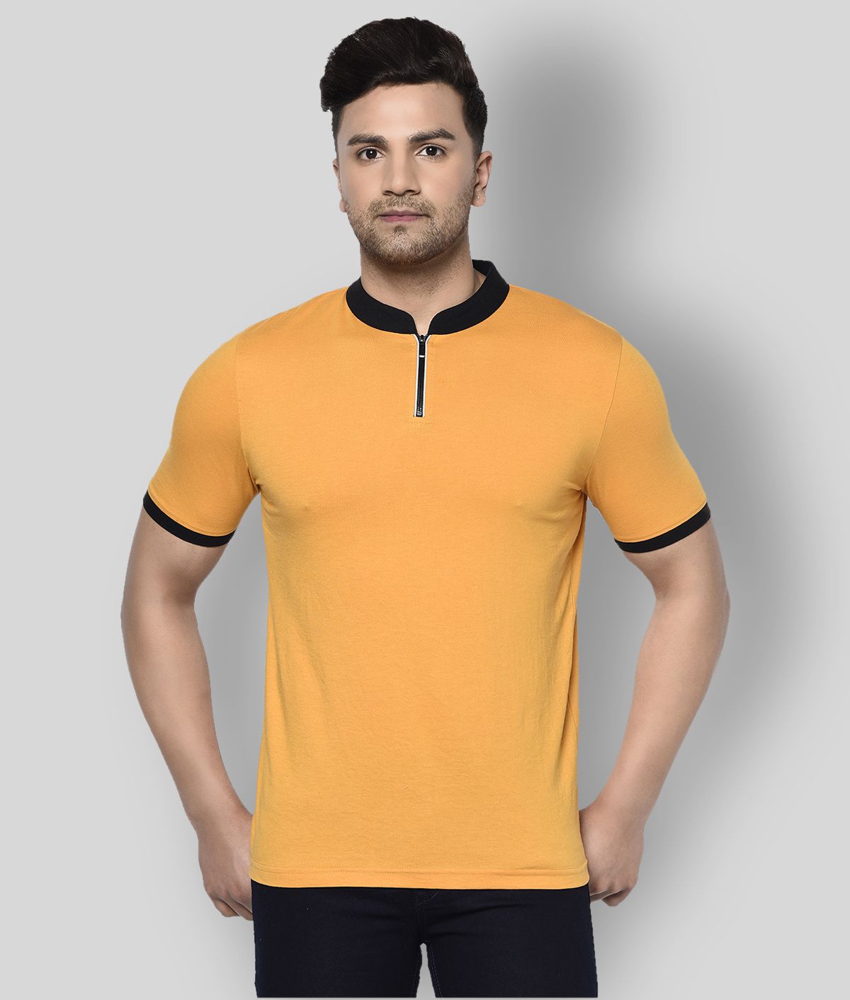     			Glito - Yellow Cotton Blend Slim Fit Men's T-Shirt ( Pack of 1 )