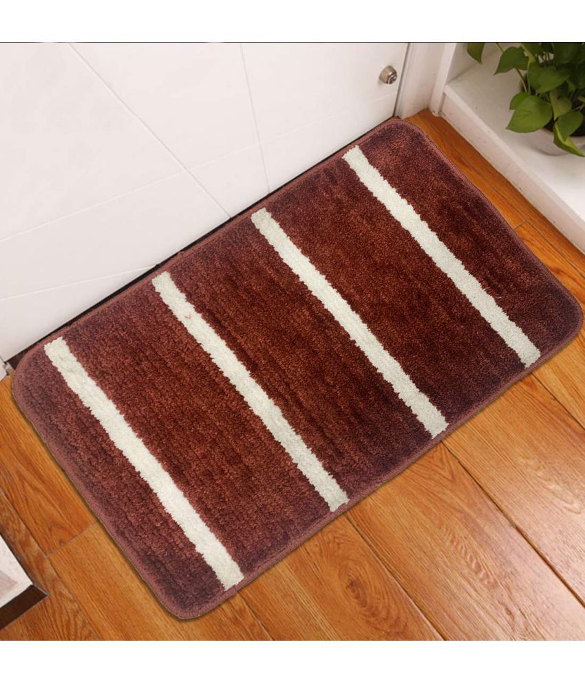     			Status Single 40x60 Bath Mat Red