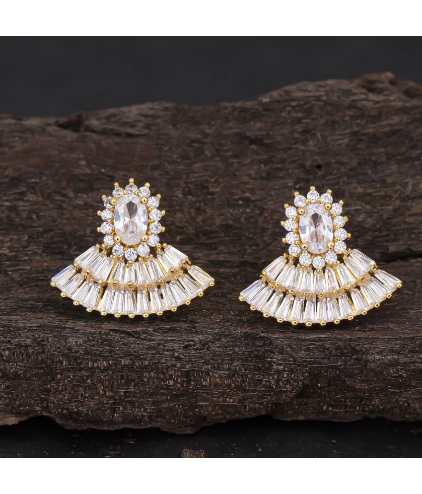     			Sukkhi Modish Gold Plated Stud Earring For Women