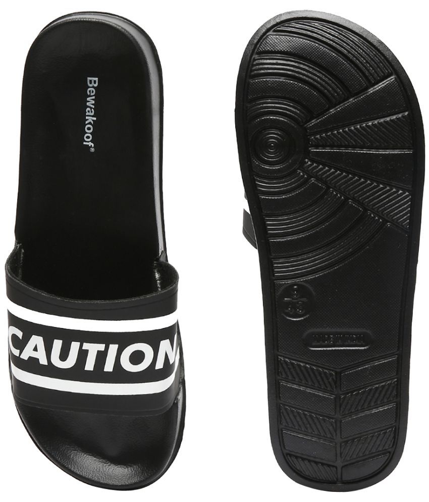 bewakoof com flip flops