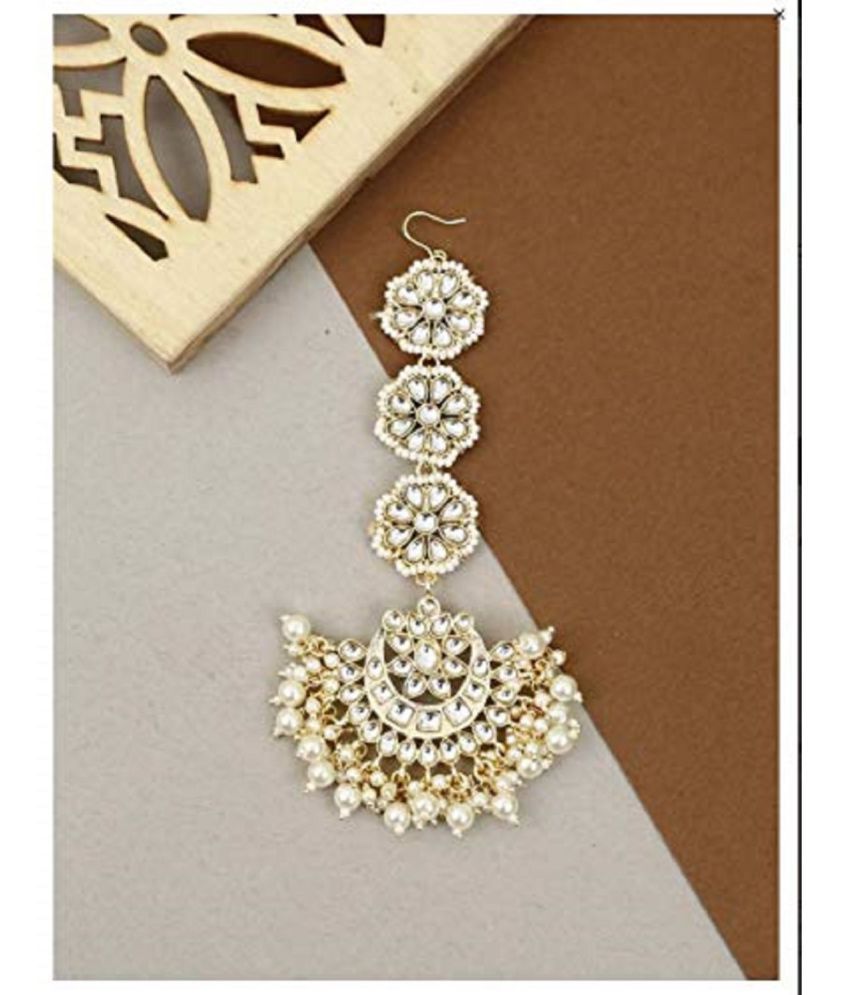     			I Jewels 18K Gold Plated Matte Finish Traditional Pearls Kundan Studded Maang Tikka for Women/Girls (T2860W)