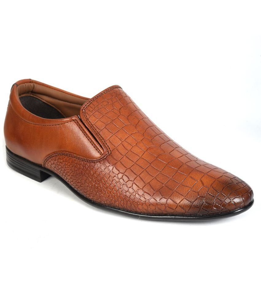     			Ajanta - Brown Men's Loafers